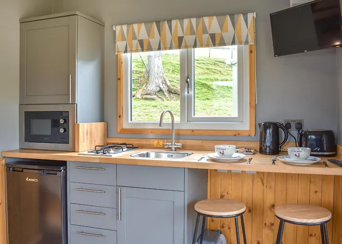 The Ash Uk38291 Crosby Garrett